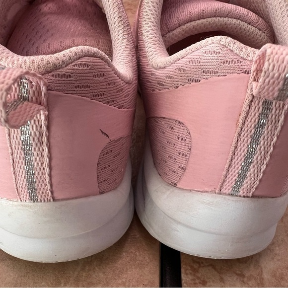 SKECHERS Girls Size 3 Sneakers with Elastic Shoelaces and Velcro Strap Pink - Picture 6 of 6